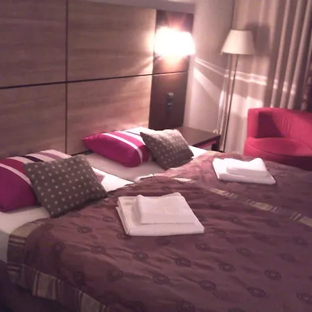 Apartament *